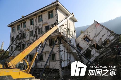 為什么房屋會出現(xiàn)不均勻沉降，如何補救?