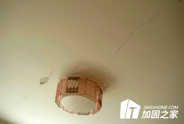 樓板開裂原因分析，該如何防治樓板裂縫？