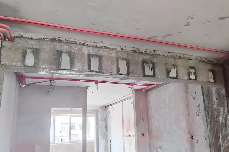 自建房承重墻開洞(如新增門窗、過道)，怎么加固才安全?